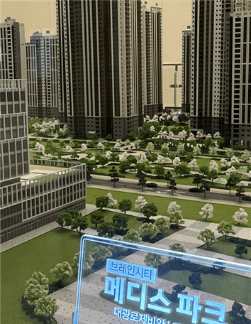 0mqhtvaktvgbpyvnxb6xq8hq20251122